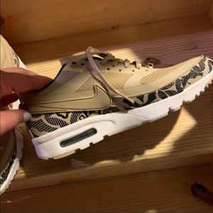 Air Max Women size 6